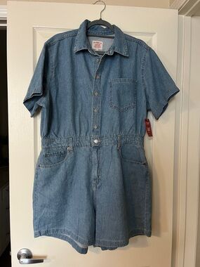 Levi's Light Blue Denim Button-Up Shirt Jacket